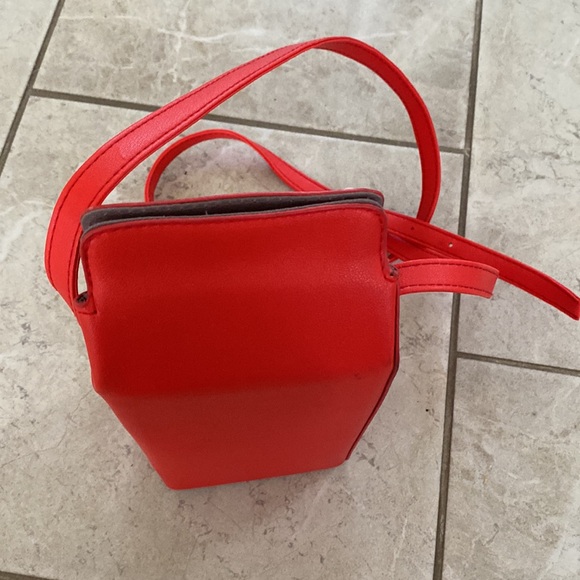 Dolls Kill Orange Juice Carton Purse - Picture 6 of 11